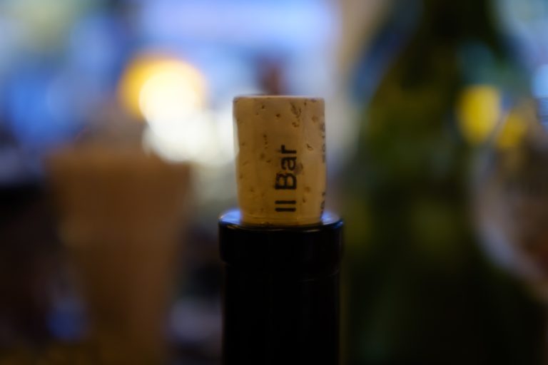 Korken mit „Il Bar“-Aufdruck – Bar im il Boccone Konstanz